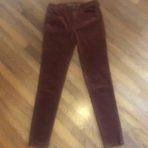 American Eagle hi rise jegging corduroy pants